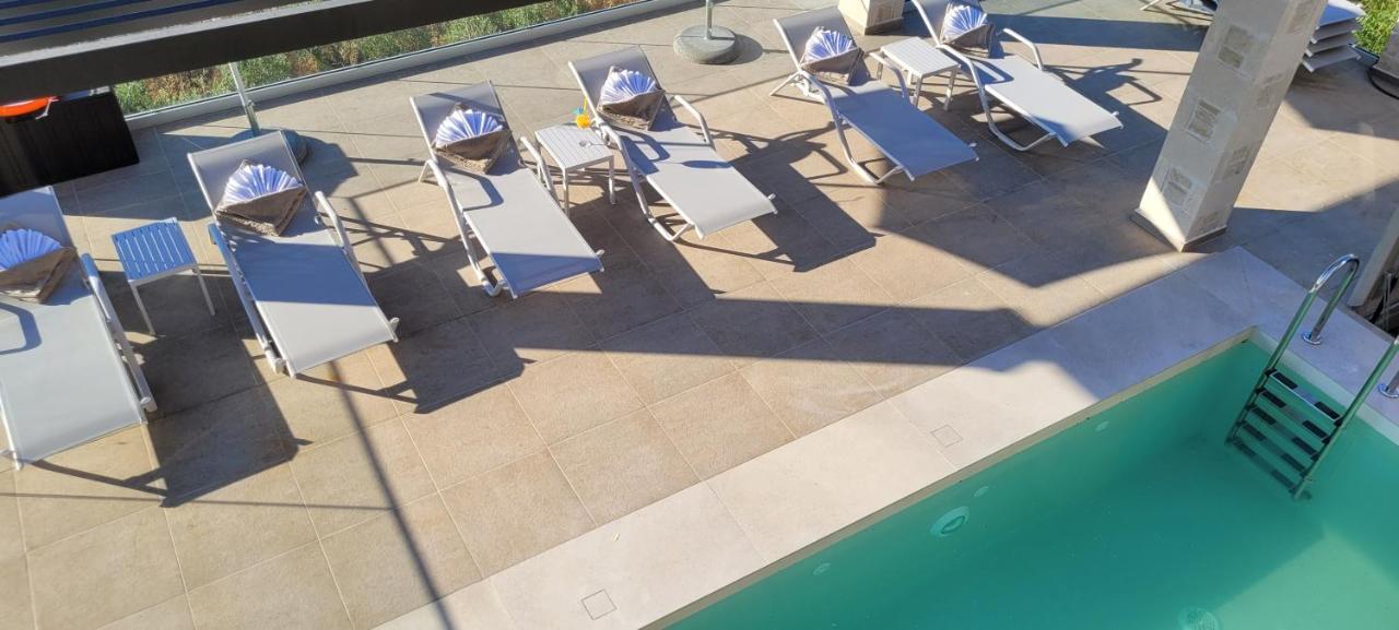Splendid Villas And Family Resort Kalamítsion Amigdhálion Esterno foto